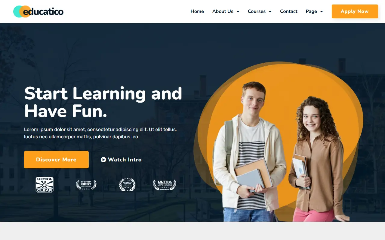 หน้าแรกของธีม Educatico บนคอมพิวเตอร์
