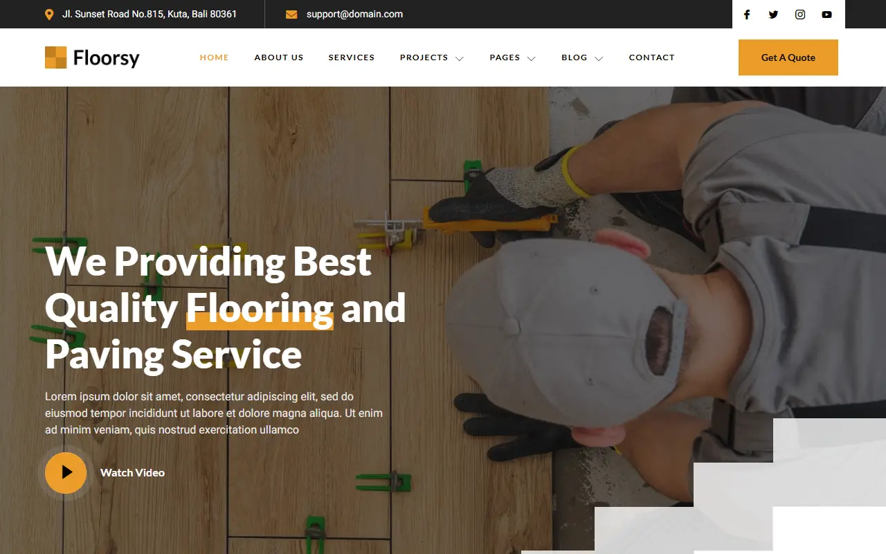 หน้าแรกของธีม Floorsy Flooring บนคอมพิวเตอร์