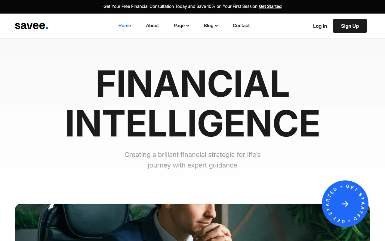 หน้าแรกของธีม Savee Financial Consulting บนคอมพิวเตอร์