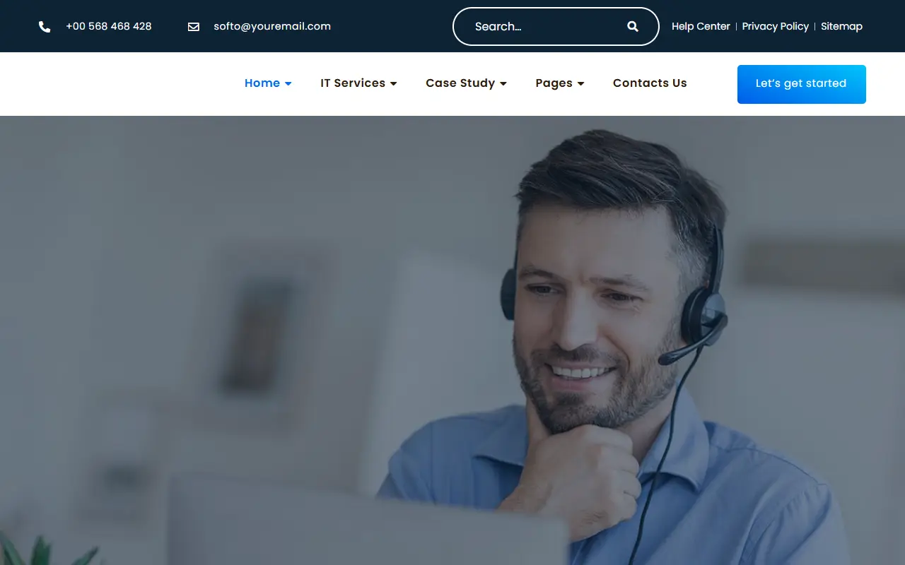 หน้าแรกของธีม Softo IT Solutions บนคอมพิวเตอร์