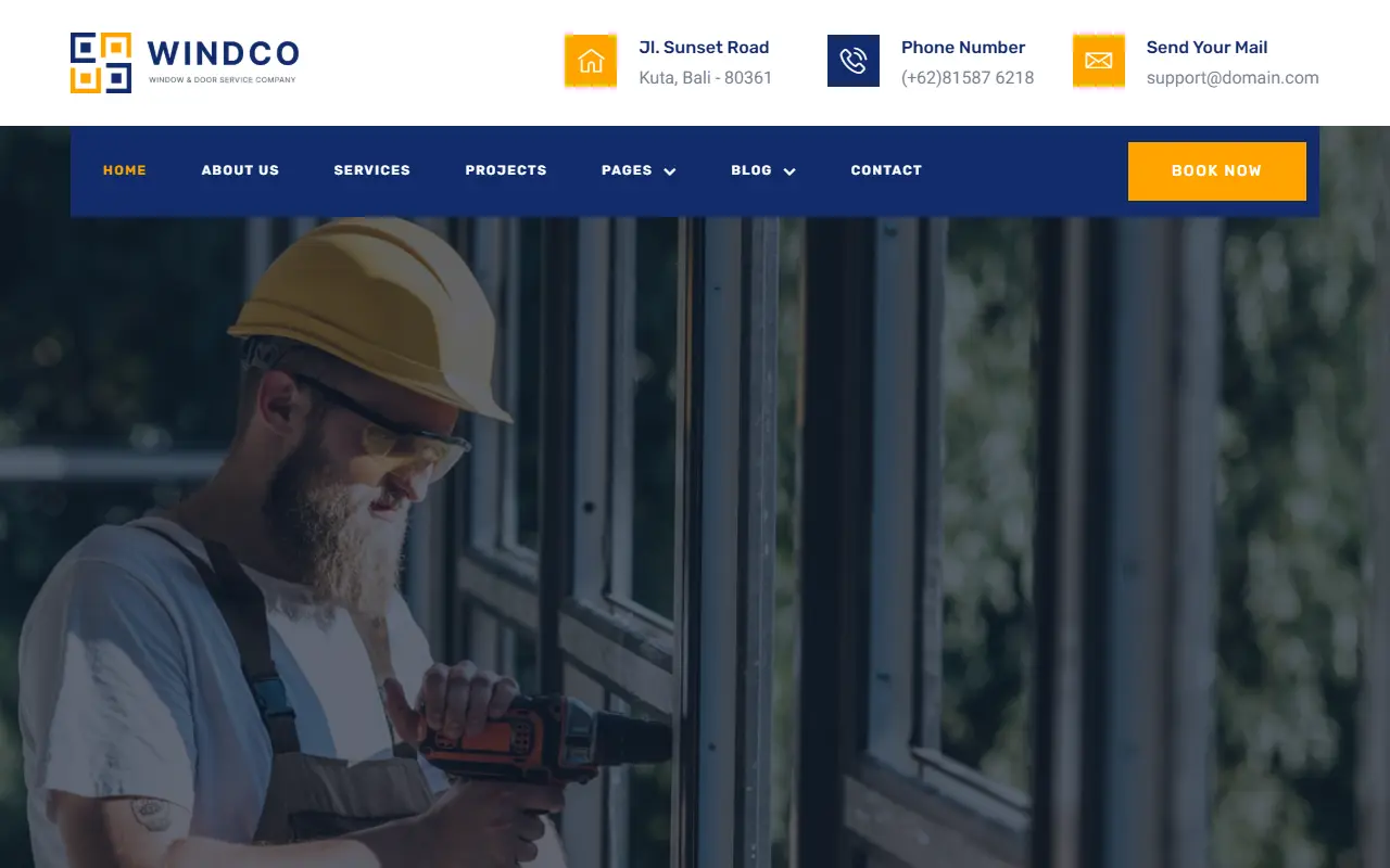 หน้าแรกของธีม Windco Doors บนคอมพิวเตอร์
